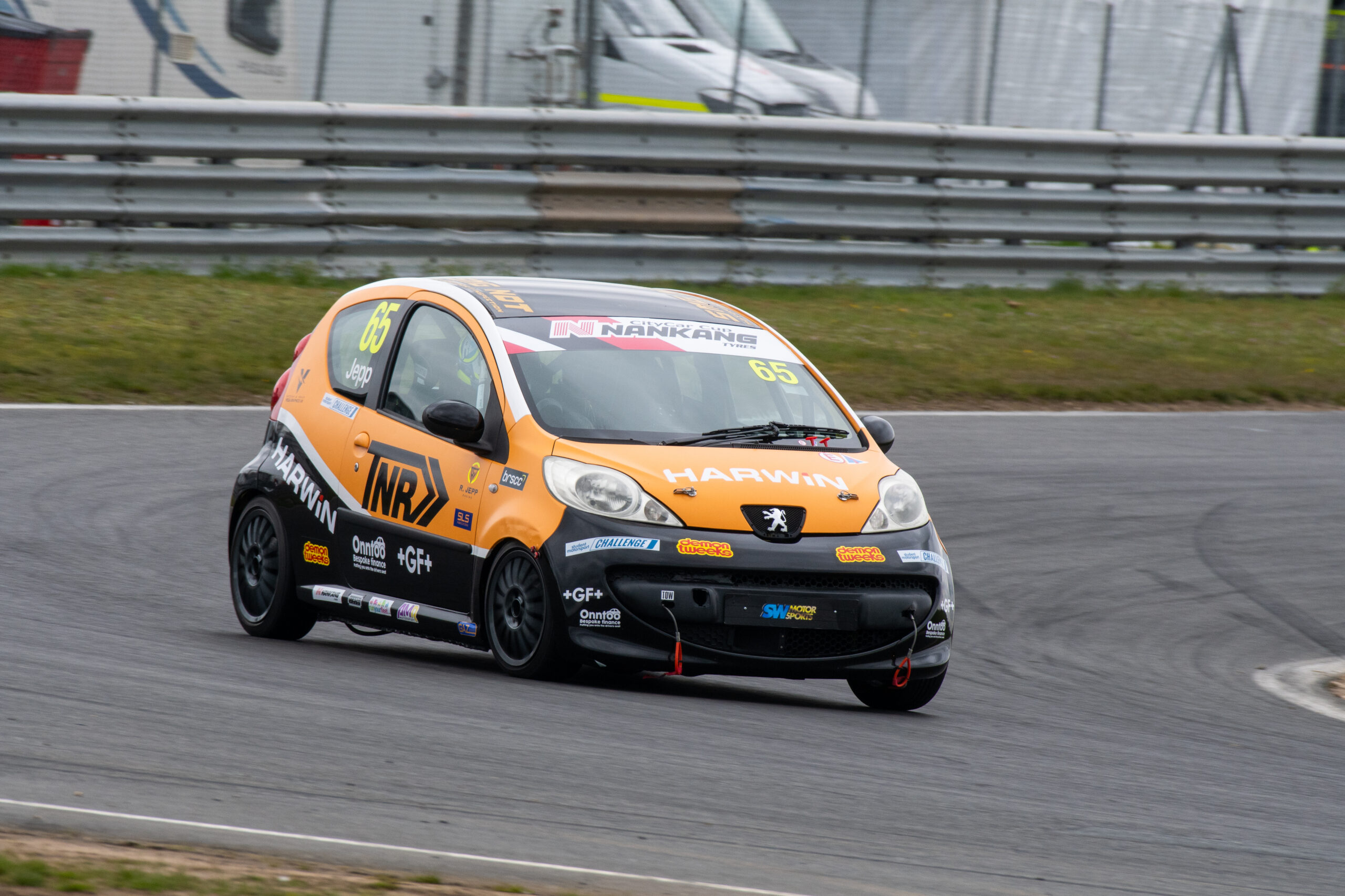 TNR and Jepp lead the Challenge and are 4th in the overall standings - Snetterton 2023